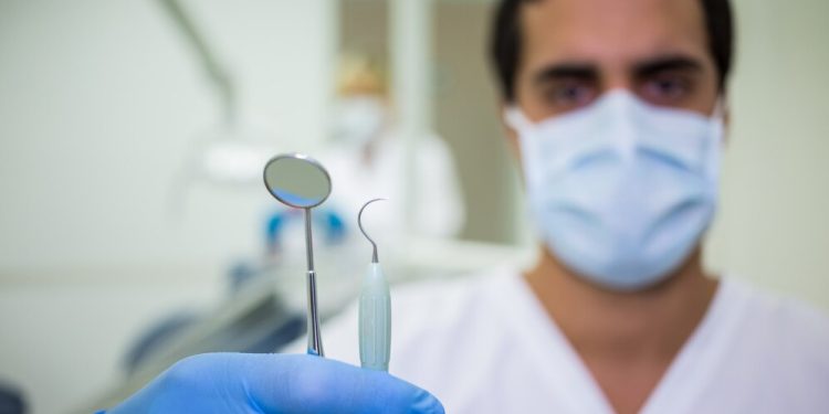 "Japanese Scientists Develop Breakthrough Antibody Therapy for Tooth Regeneration"